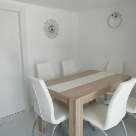 Bajota House With Terrace And Sea View! Holiday home Beli