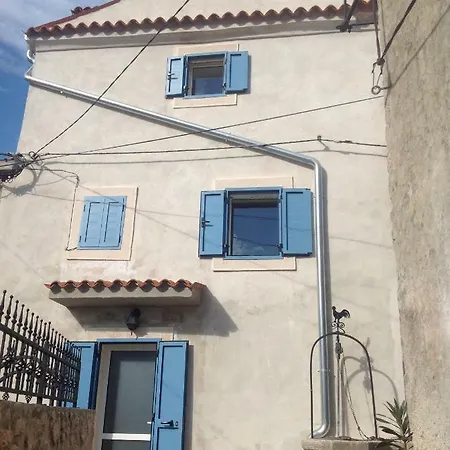 Bajota House With Terrace And Sea View! Holiday home Beli